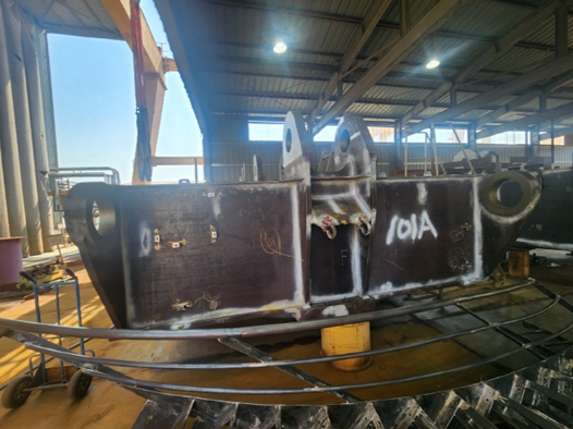 P83 PEDESTAL CRANES PROJECT